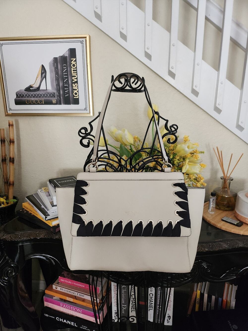 Henri Bendel leather shoulder bag